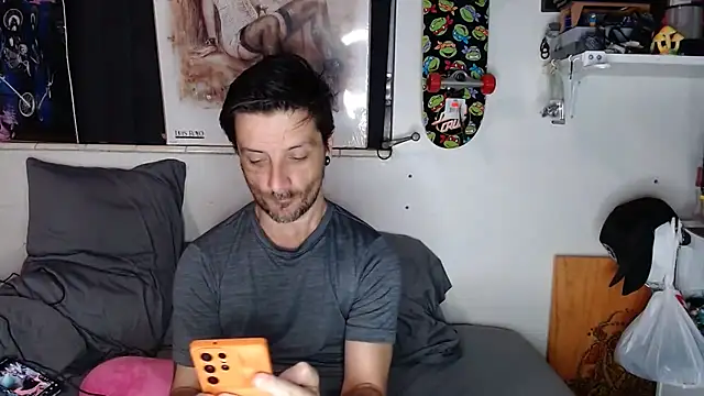 Snapshot of titclitcmndr chatting on January 2025 11:55:02 PM titclitcmndr online show from January 2025 11:55:02 PM