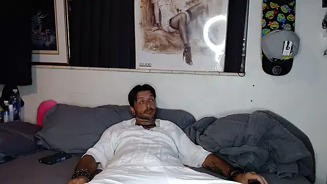 Snapshot of titclitcmndr chatting on March 2025 11:37:02 PM titclitcmndr online show from March 2025 11:37:02 PM