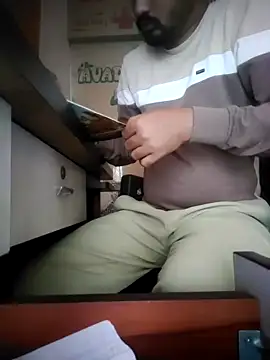 Snapshot of Jayesh_Love chatting on February 2025 06:51:01 AM Jayesh Love online show from February 2025 06:51:01 AM