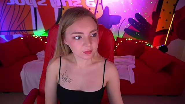 EmilySunshineS online show from January 2025 09:50:01 PM