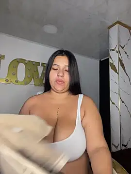 emma  milk  online show from November 2025 11:53:02 AM