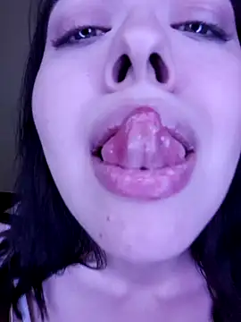 la luna sorse online show from December 2024 04:53:02 PM