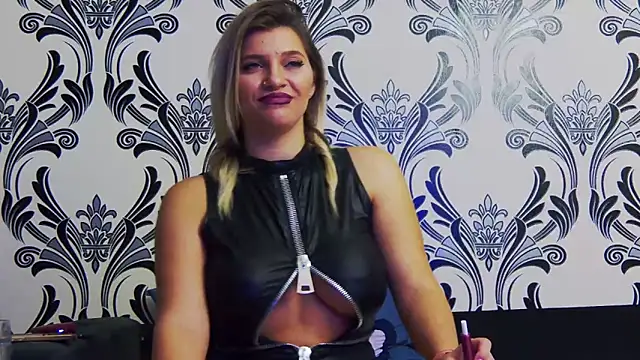 Snapshot of Lorehottie chatting on March 2025 12:24:01 PM Lorehottie online show from March 2025 12:24:01 PM