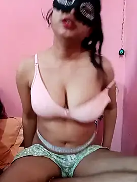 saviverma2024 online show from March 2025 04:02:02 AM