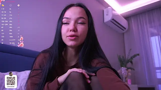 SynneFrary online show from December 2025 06:08:02 AM