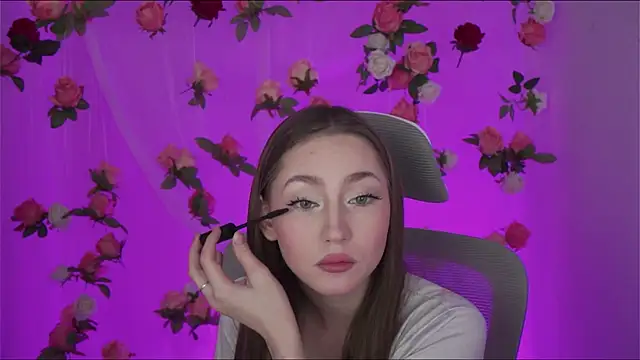 fuunnybunny online show from December 2024 09:33:01 AM