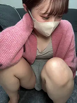 Snapshot of -x_MIU_x chatting on February 2026 10:03:02 AM -x MIU x online show from February 2026 10:03:02 AM