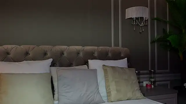 AnnieStylesx online show from October 2025 03:04:02 AM