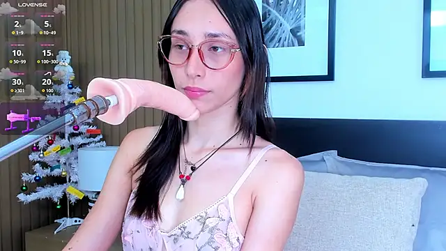 doll bella  online show from December 2025 07:51:01 PM