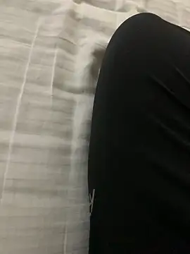 desiduzz21 online show from December 2024 07:32:02 PM