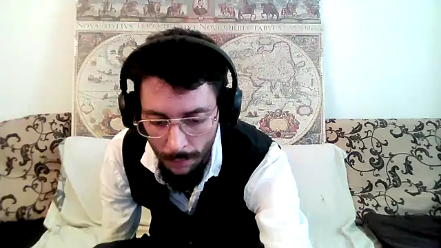 Snapshot of casualtimepassenger chatting on March 2025 03:42:02 PM casualtimepassenger online show from March 2025 03:42:02 PM
