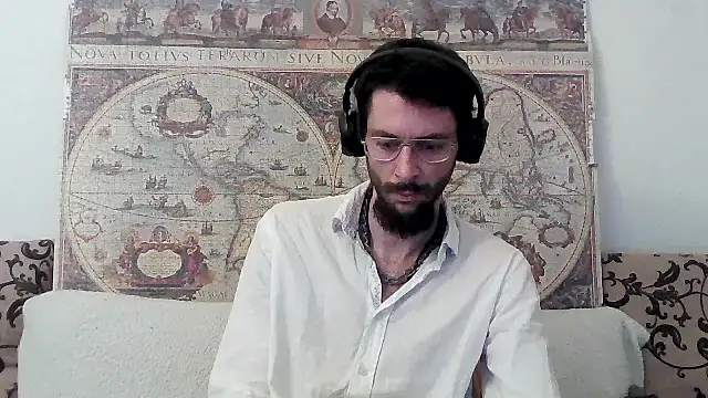 Snapshot of casualtimepassenger chatting on March 2025 04:34:02 AM casualtimepassenger online show from March 2025 04:34:02 AM