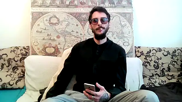 Snapshot of casualtimepassenger chatting on March 2025 02:12:01 PM casualtimepassenger online show from March 2025 02:12:01 PM