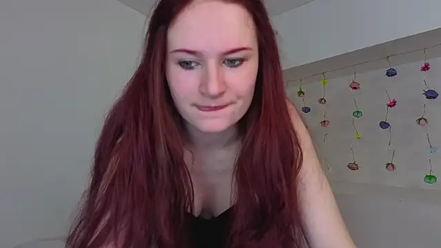 Snapshot of L1ittle_kitty_ chatting on February 2026 06:19:02 AM L1ittle kitty online show from February 2026 06:19:02 AM