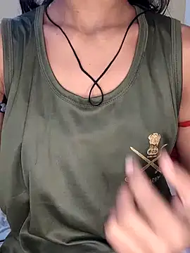 Snapshot of Alina_fun chatting on January 2025 06:15:01 PM Alina fun online show from January 2025 06:15:01 PM