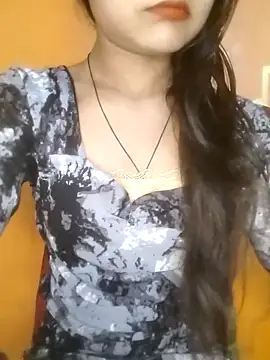 Snapshot of Alina_fun chatting on February 2025 08:10:01 PM Alina fun online show from February 2025 08:10:01 PM