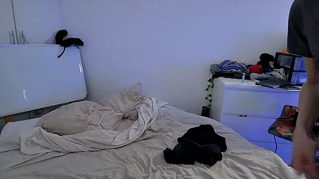 CeriseLapine online show from November 2025 01:16:02 AM