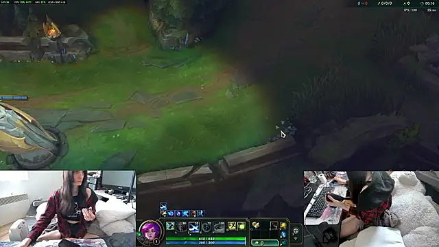 Snapshot of CeriseLapine chatting on March 2026 12:56:01 PM CeriseLapine online show from March 2026 12:56:01 PM