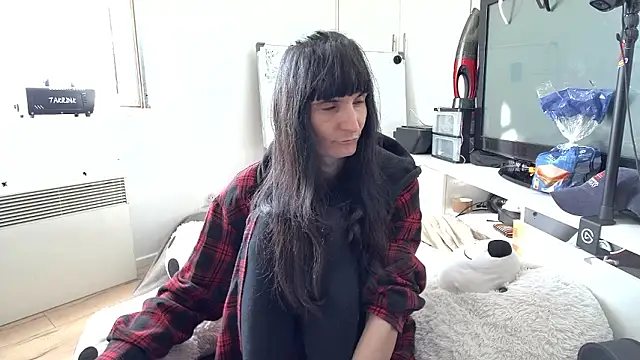 CeriseLapine online show from March 2026 08:10:01 AM