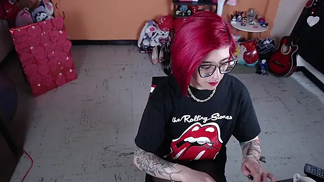 MissMiia2 online show from March 2025 04:33:02 PM