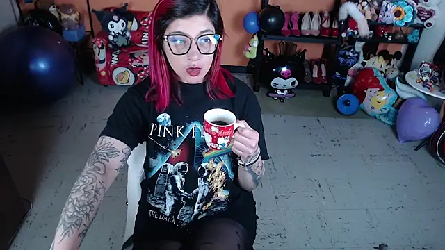 MissMiia2 online show from September 2025 02:06:02 PM