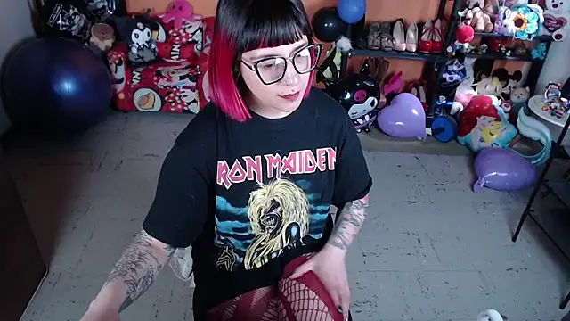 MissMiia2 online show from October 2025 02:27:02 PM