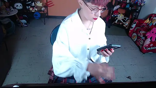 Snapshot of MissMiia2 chatting on July 2026 10:40:01 AM MissMiia2 online show from July 2026 10:40:01 AM