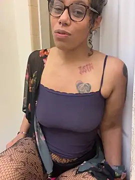 Princess Desirae online show from May 2026 06:20:02 AM