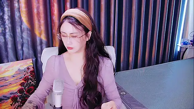 Snapshot of Daisy7_11 chatting on September 2025 06:14:01 AM Daisy7 11 online show from September 2025 06:14:01 AM