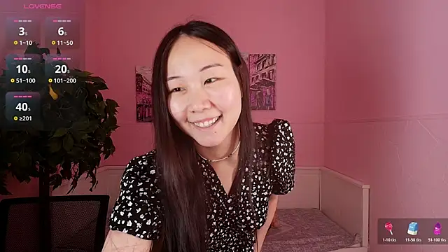 Snapshot of Inari_Okami_ chatting on June 2026 03:43:02 PM Inari Okami online show from June 2026 03:43:02 PM