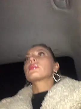 Diamond Bunny  online show from January 2025 02:07:01 PM