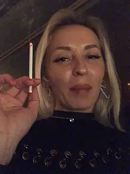 Diamond Bunny  online show from January 2025 05:10:02 PM