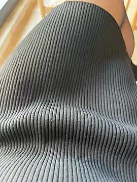 Diamond Bunny  online show from February 2026 01:49:02 PM