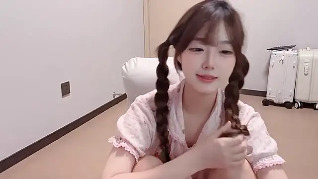 Fairy-06 online show from October 2025 01:55:02 PM