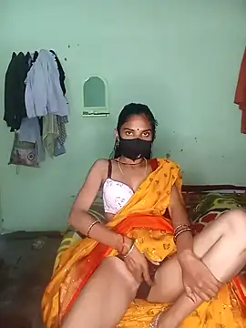 Snapshot of cute_simmy0 chatting on December 2024 04:44:02 AM cute simmy0 online show from December 2024 04:44:02 AM