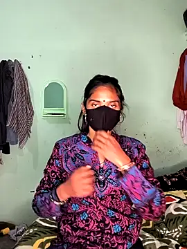 Snapshot of cute_simmy0 chatting on December 2024 07:22:02 PM cute simmy0 online show from December 2024 07:22:02 PM