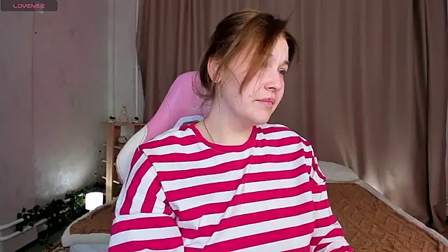 Colleen Blake online show from November 2025 04:55:01 PM