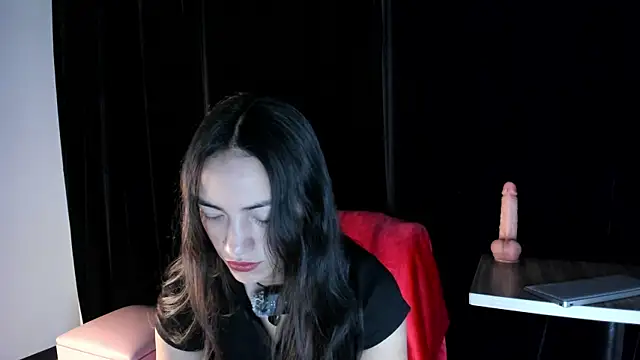 Scarlett  Fox   online show from December 2025 11:27:02 AM