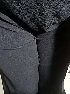 Anamika Kapoor online show from February 2025 03:52:02 AM