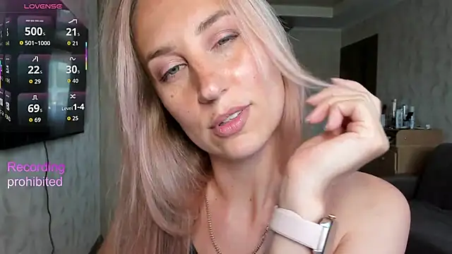 Snapshot of lady_Nati chatting on July 2026 08:38:01 AM lady Nati online show from July 2026 08:38:01 AM