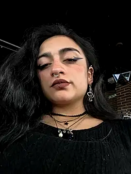 Lila Desiree online show from October 2025 04:22:01 PM