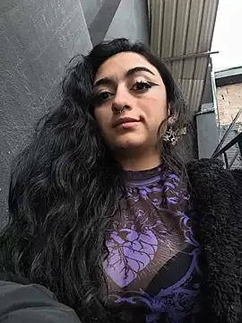 Lila Desiree online show from July 2026 04:29:02 PM