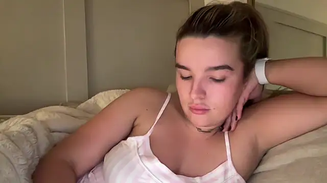 maisiesmithx online show from November 2025 08:31:01 PM