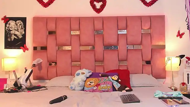 Snapshot of Betzabeth-Miller chatting on February 2026 02:26:02 AM Betzabeth-Miller online show from February 2026 02:26:02 AM