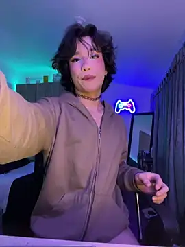 sue   0 online show from February 2025 12:14:01 AM