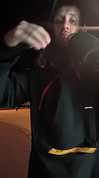 DrownMentallyyy online show from April 2026 12:52:01 AM