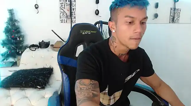 Leonard Price online show from February 2025 05:40:01 PM