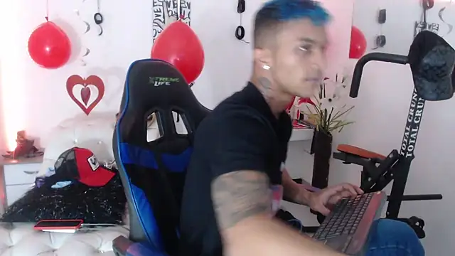 Leonard Price online show from February 2025 02:27:01 AM