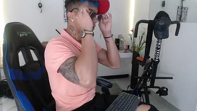 Leonard Price online show from February 2025 12:16:01 AM