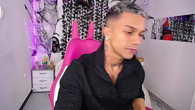 Leonard Price online show from October 2025 01:39:01 AM